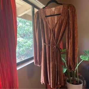 NWOT Billabong Longsleeve Animal Print Mini Dress